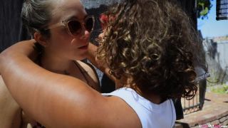 Girls out west with juno & rubi valentine in out back-1