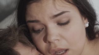 Sofia Lee I Woke Up My Curvy Girlfriend With Cunnilingus And Fucked Her (Hot Babes)-5