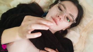 Cutie Takes A Dick In Her Mouth And Spreads Her Legs In Order To Feel The Hot Dick Inside Herself 1080p-9