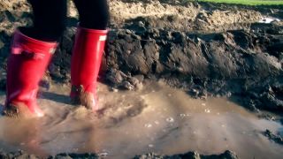 adult xxx video 31 femdom penis Queen Of Hearts In Wellies, rubber fetish on femdom porn-0