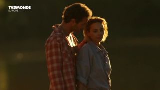 Claire Keim - Jusqu'au bout du monde (2013) HD 720p - (Celebrity porn)-2