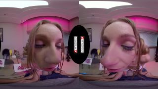 Catherine A XXX Parody – Angel Emily (Oculus Go 4K)(Virtual Reality)-0