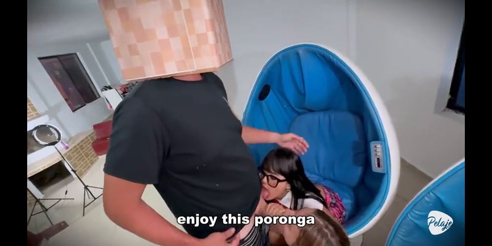 Threesome High school bully wants to impress us with his big dick and he succeeds, we got his warm fresh cum
