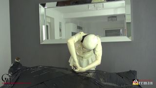 video 25 German Mistresses - A Blowjob From The Mistress - Fetisch Narzisse - HD 720p - gasmask - fetish porn chanel preston femdom-2