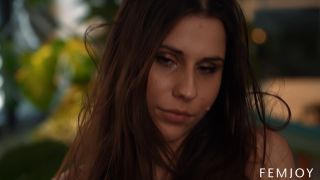 [FemJoy] Amber Slassh Wild In Green [01.17.26] [1080p]-9