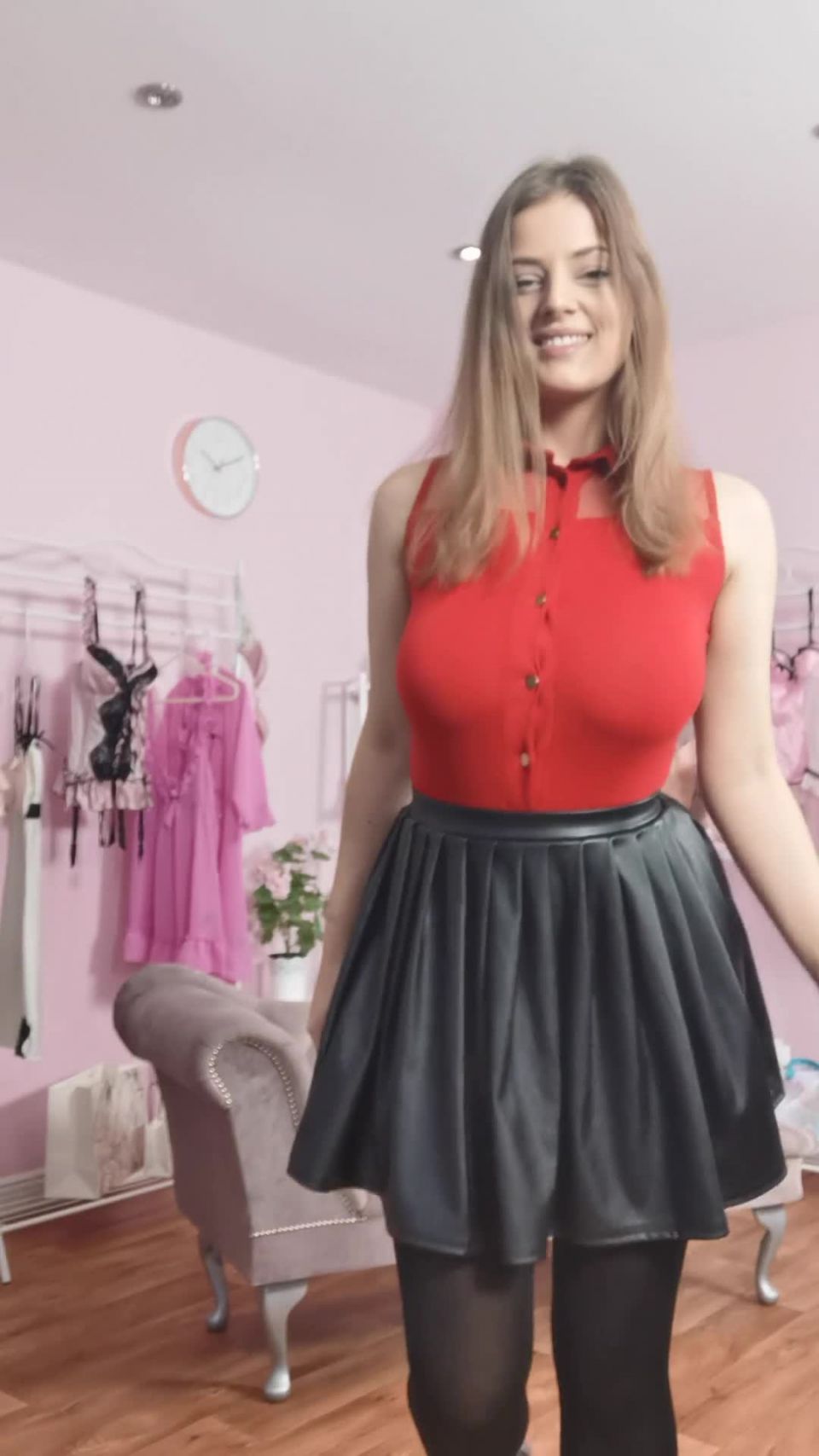 LottiiRose Lottiirose - leather skirts and buttons popping 27-11-2019