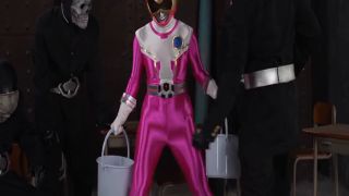 [SuperMisses.com] SPSE-32 Heroine in a pinch SP ~Super Sentai Shield Five Shield Pink trapped in the world of textbooks~-001-2