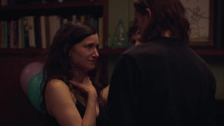 Kathryn Hahn, Katie Kershaw – Mrs. Fletcher s01e07 (2019) HD 1080p - (Celebrity porn)-5