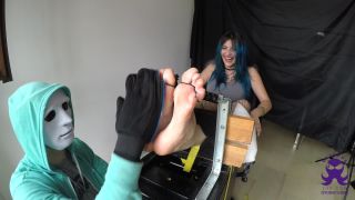 Tickle feet – Hyper Ticklish Hailie – Feet In The Stocks – First Time-8