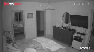 [Sleeping.Porn] Today milf sleeping not alone  bedroom hidden camera-0