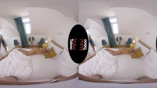 Online porn - VirtualTaboo presents Tiffany Rousso, Helena Moeller in Mom Takes It Deep While Sister’s Asleep – 05.11.2019 virtual reality-0