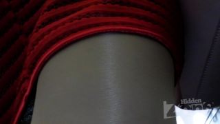  Voyeur upskirt – Under the skirt of a slender blonde in a short red skirt (AVI, HD, 1280×720) on voyeur -7