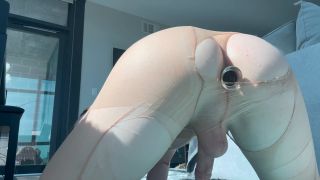 Sexy Trans Girl Crystal Thayer Plugs Her Ass With Dildo-6