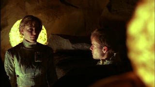 Barbora Kodetova, Teresza Semlerova, Saskia Reeves - Dune (2000) HD 1080p!!!-2