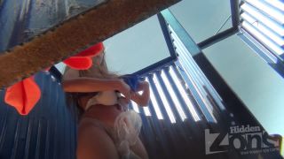   Voyeur – Beach_cabin_18 (AVI, FullHD, 1920×1080), voyeur on voyeur-8