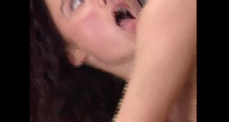 7197 Una Calda moglie infedele