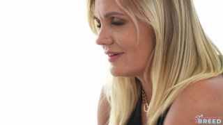 [MomWantsToBreed] Nina Heels Stepmoms Scavenger Hunt For Cum [10.21.25] [1080p]-1