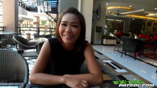 Explore the Excitement of Som2 1080p - Tuktukpatrol-1