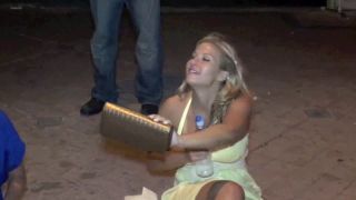 7190 Public Ballbusting-7