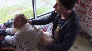 [K2S.CLUB] Jason_Steel - Junge Marie_Hardon zusammen mit Freund im Lost Place durchgefickt - SD 480P-0