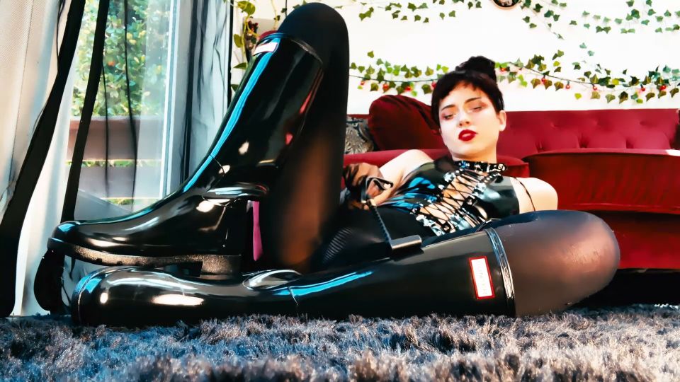 Enchantrix V - Tormenting My Hunter Boot Slut - Handpicked Jerk - Off Instruction - Enchantrixv