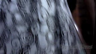 Amateur Upskirt Action 977-5
