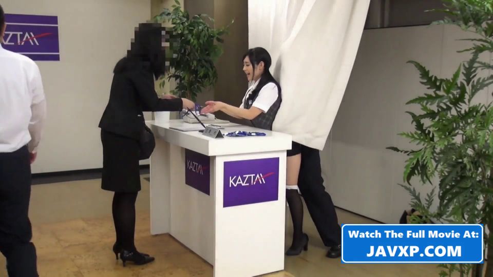 6224 Japanese Teen First Day At The Job
