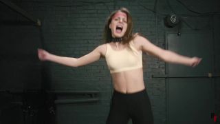 Hot Gag Dance From Leya 3 Download New Porn Video Fast M...-1