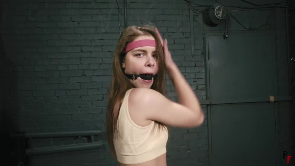 Hot Gag Dance From Leya 3 Download New Porn Video Fast M...