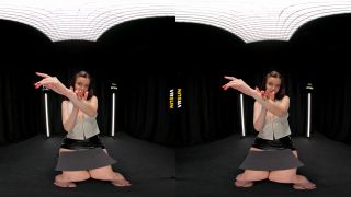 VR SUN Toree Shaved Pussy Anatomy 4096p Close Up VR Oculus-2