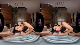 free adult video 15 Jessica Rodrigues Skipping class,  on shemale porn -1