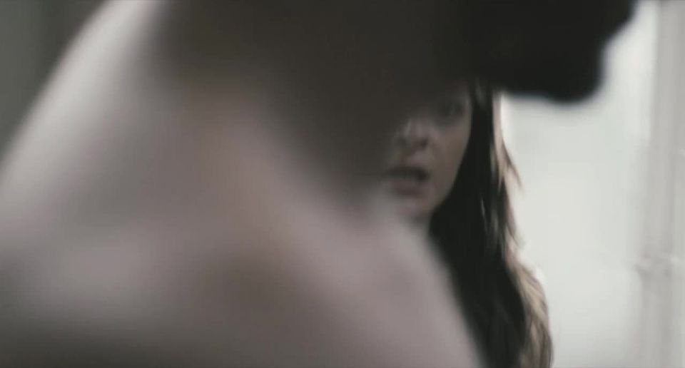 Raquel Guerrero, Belen Cuesta - Camas (2010) HD 720p - (Celebrity porn)