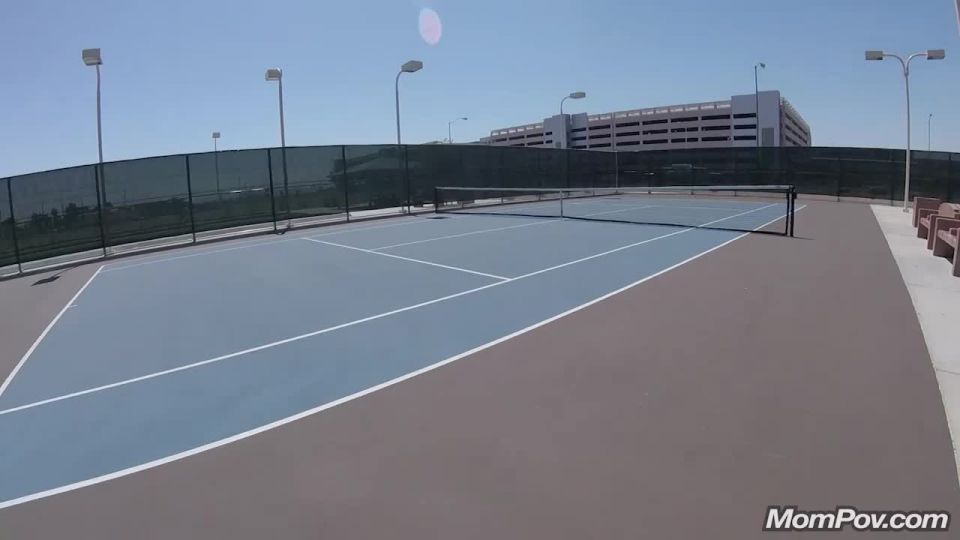 Big booty MILF on the tennis  court