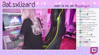 xxx clip 14  056 Gamer Girl Forgets to Turn off the Stream AND SQUIRT IN LIVE CHAT Elisabeth Weir, teen on teen-1