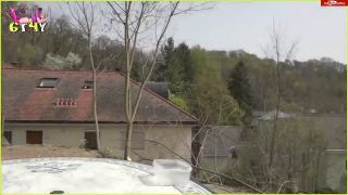HOT - Neighbors - Outdoor Handjob neben den Wanderweg 720P - Amateur-9