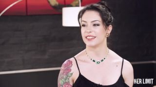 Anna de ville-booty stretching - Black Cocks-1