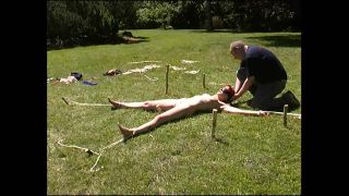 Melanie - Wide open in the Grass Sex Clip Video Porn Down...-5