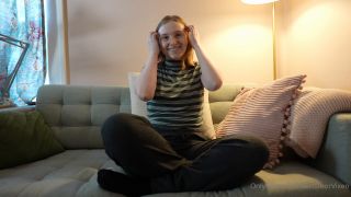 nextdoorvixen 2024-10-10 New vixen alert   Introducing the youngest 19 most green   3uhwqs-6