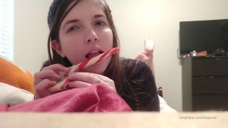Lisa ASMR Lisaasmr - candy cane sucking asmr 17-10-2020-4