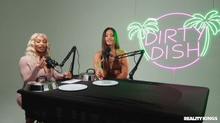 Kelsi monroe, sarai minx - dirty dish - kelsi monroe - MILF-1