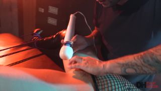 Kenzie Taylor - Filthy milf Kenzie Taylor gets dominated and freaky with Tommy Pistol(BDSM porn)-6