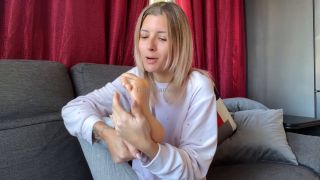 Daliadiamante Daliadiamante aka daliadiamantevip - 01-07-2025 OnlyFans Video - Ti piace come mi lecco i piedi da sola Do you like how I lick my video hardcore-5