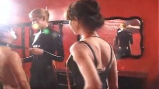 STRIPTEASE.-8