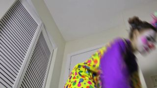 Kitzi Klown - Unaware giantess-1