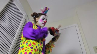 Kitzi Klown - Unaware giantess-9