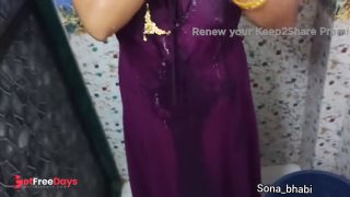 Ho Indian Desi Bhabhi Sona bathing.-1