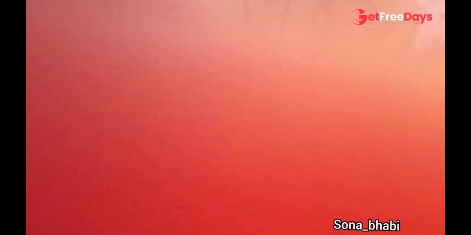 Ho Indian Desi Bhabhi Sona bathing.