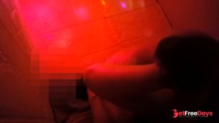 FUTBOLISTA MUJER CON RICAS PIERNAS COGIENDO EN UN ALOJAMIENTO RICAS NALGAS-5