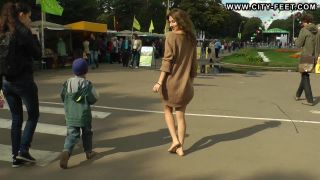 Bare Feet In The City Video - Sveta D 2011-12-26 Foot-5