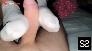 [GetFreeDays.com] Fetish POV. Sorellastra Italiana Molto Eccitata Mi Fa Una Sega Con i Piedi. Sborrata Sui Piedi. Sex Video July 2023-0